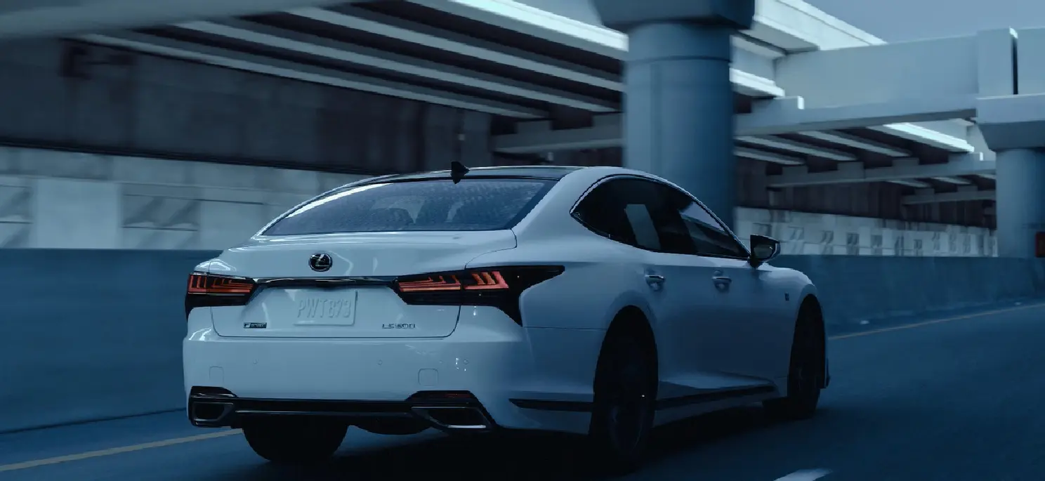Lexus LS image